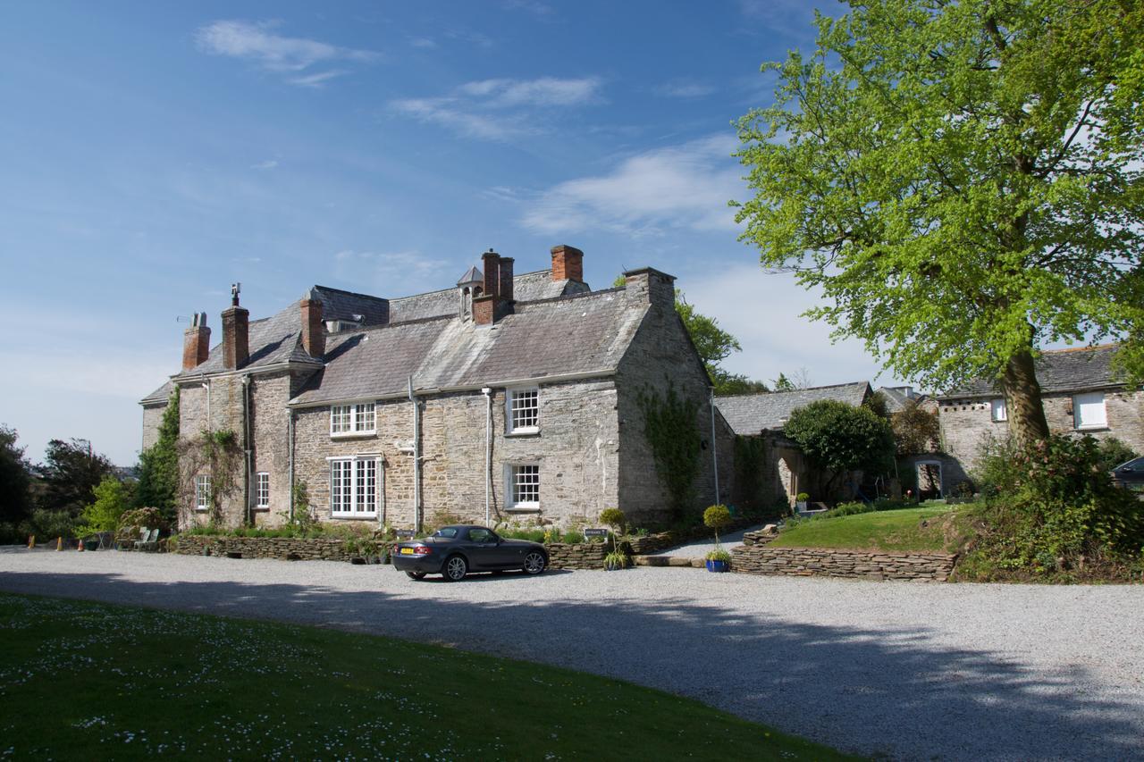 Trewornan Manor Bed and Breakfast Wadebridge Eksteriør billede