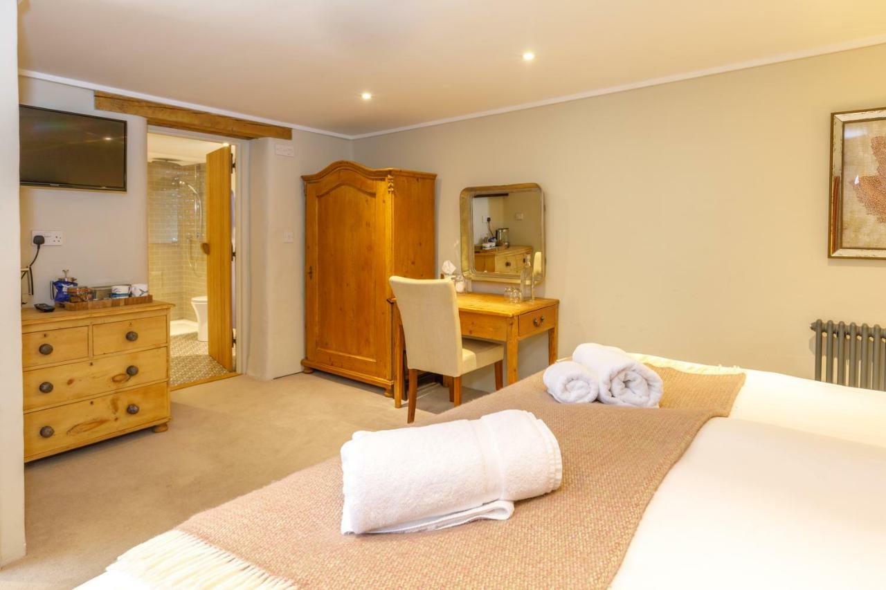Trewornan Manor Bed and Breakfast Wadebridge Eksteriør billede